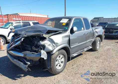 2004 Toyota Tundra Sr5 V8 z USA, uszkodzony, nr VIN 5TBRT34134S445735